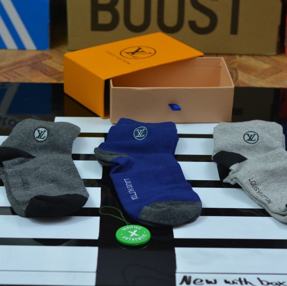 Louis Vuitton Socks 3 Pack with Box